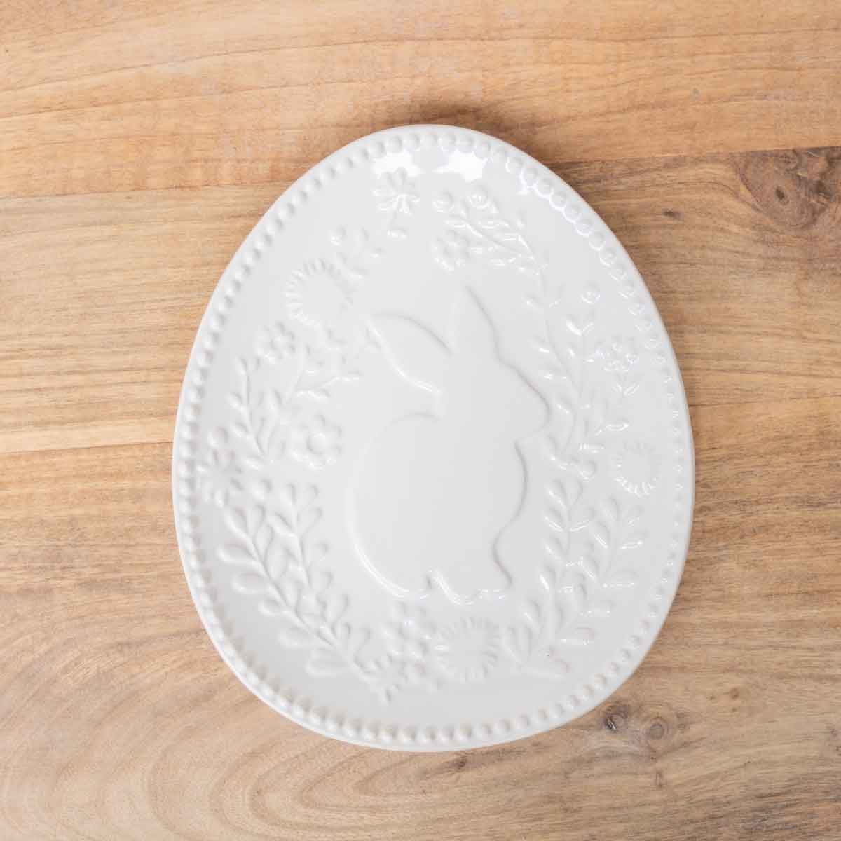 Embossed Floral Bunny Plate in Antique White